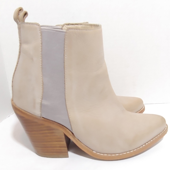 Anthropologie Shoes - Anthro Sol Sana 'toni' heeled  leather booties